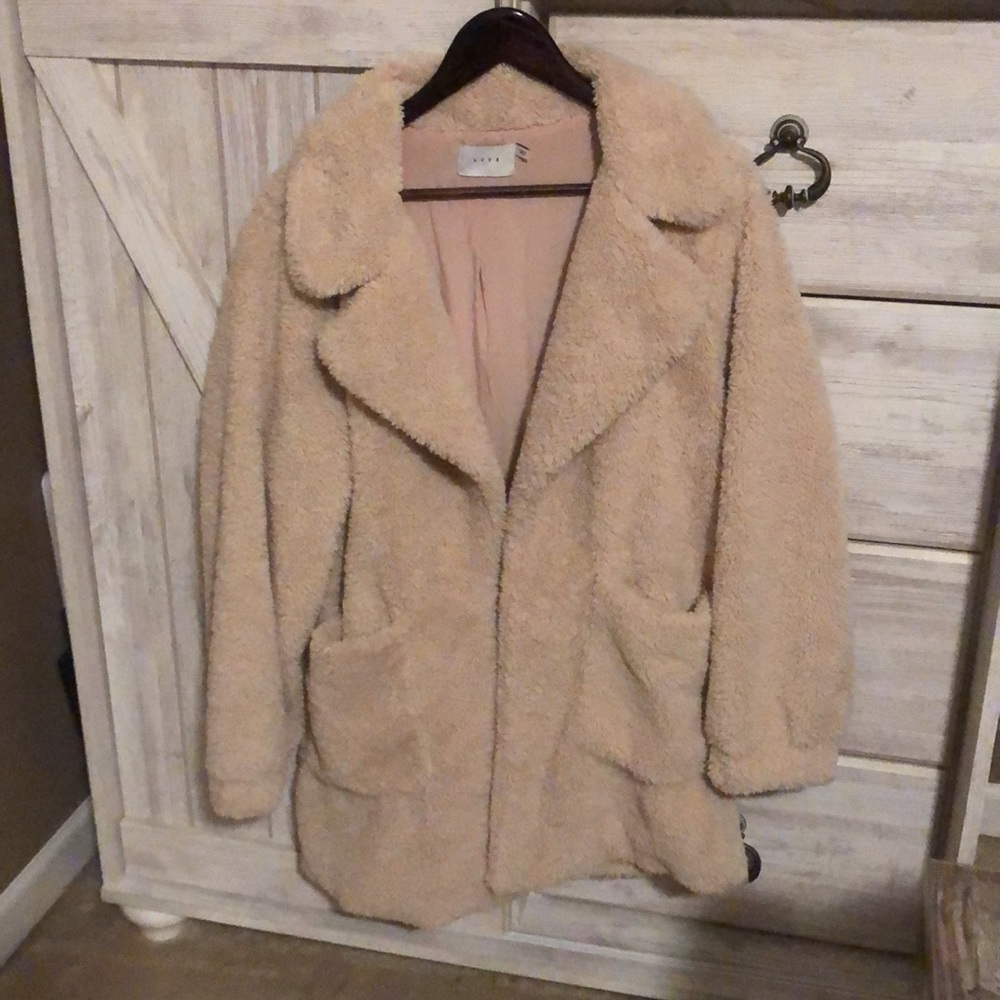 VICI winter coat - Picture 2 of 3